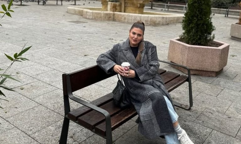 επιστροφή-στα-social-media-για-την-δανάη-μπάρκα-2284876