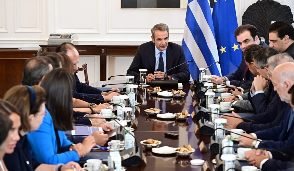 το-αεροπλανοφόρο-στα-χανιά-πώς-η-παρατ-2275655