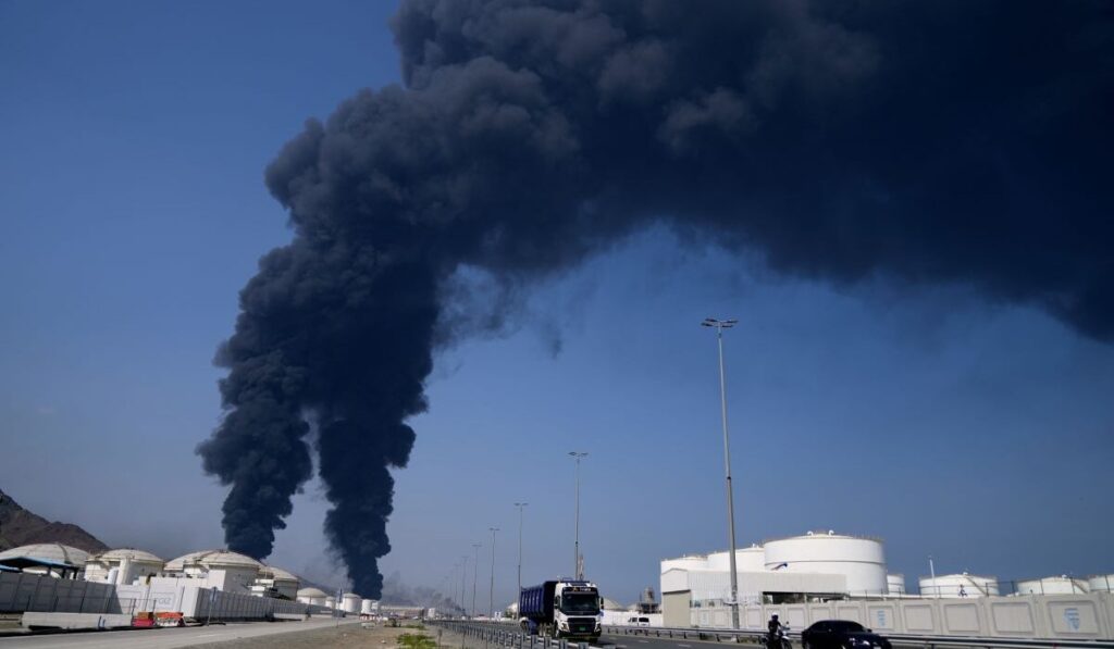 τα-μαντάτα-του-μαύρο-κύκνου-στην-παγ-2284627