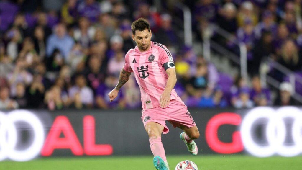 ο-λιονέλ-μέσι-σκόραρε-με-απευθείας-εκτ-2276273