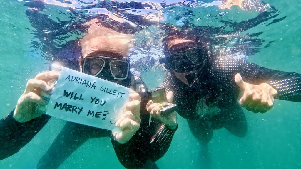 τρικούβερτος-καβγάς-σε-φεστιβάλ-στην-2286369