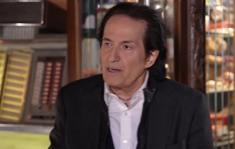 ο-πασχάλης-για-την-εξωσυζυγική-συνεύ-2286120