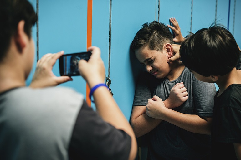 χανιά-14χρονος-εκβίαζε-τους-συμμαθητές-2290790