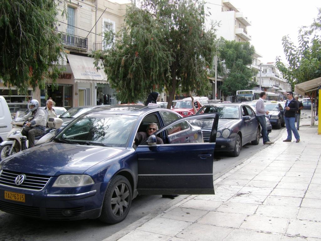 χειρόφρενο-τραβούν-αύριο-οι-οδηγοί-τα-2285505