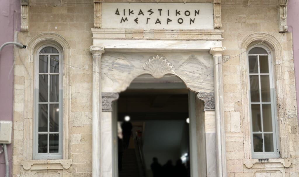 ελεύθερος-με-περιοριστικούς-όρους-ο-38χ-2281941