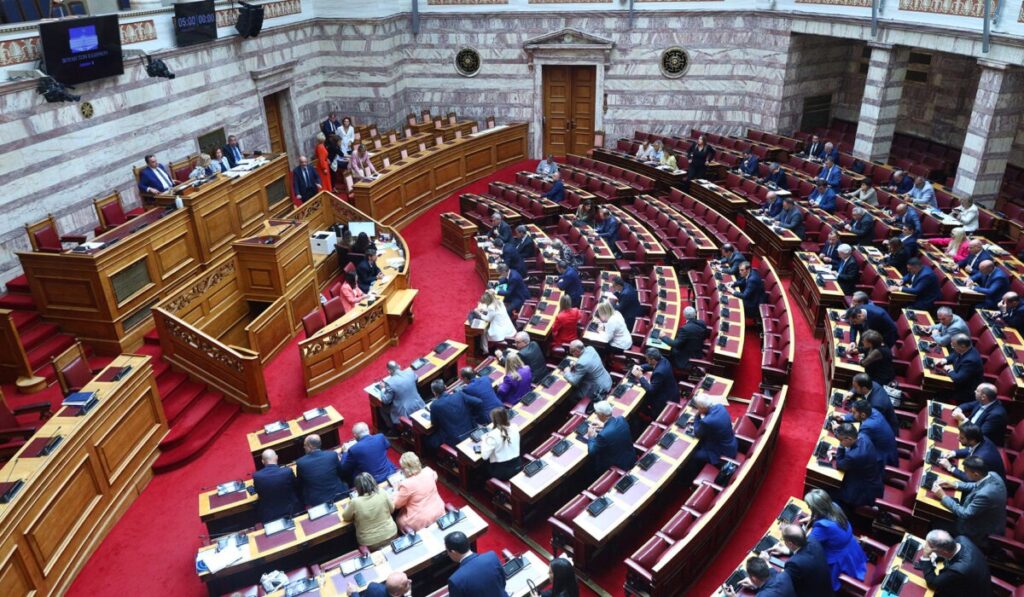 ξανά-στο-προσκήνιο-η-δικογραφία-για-το-2282309