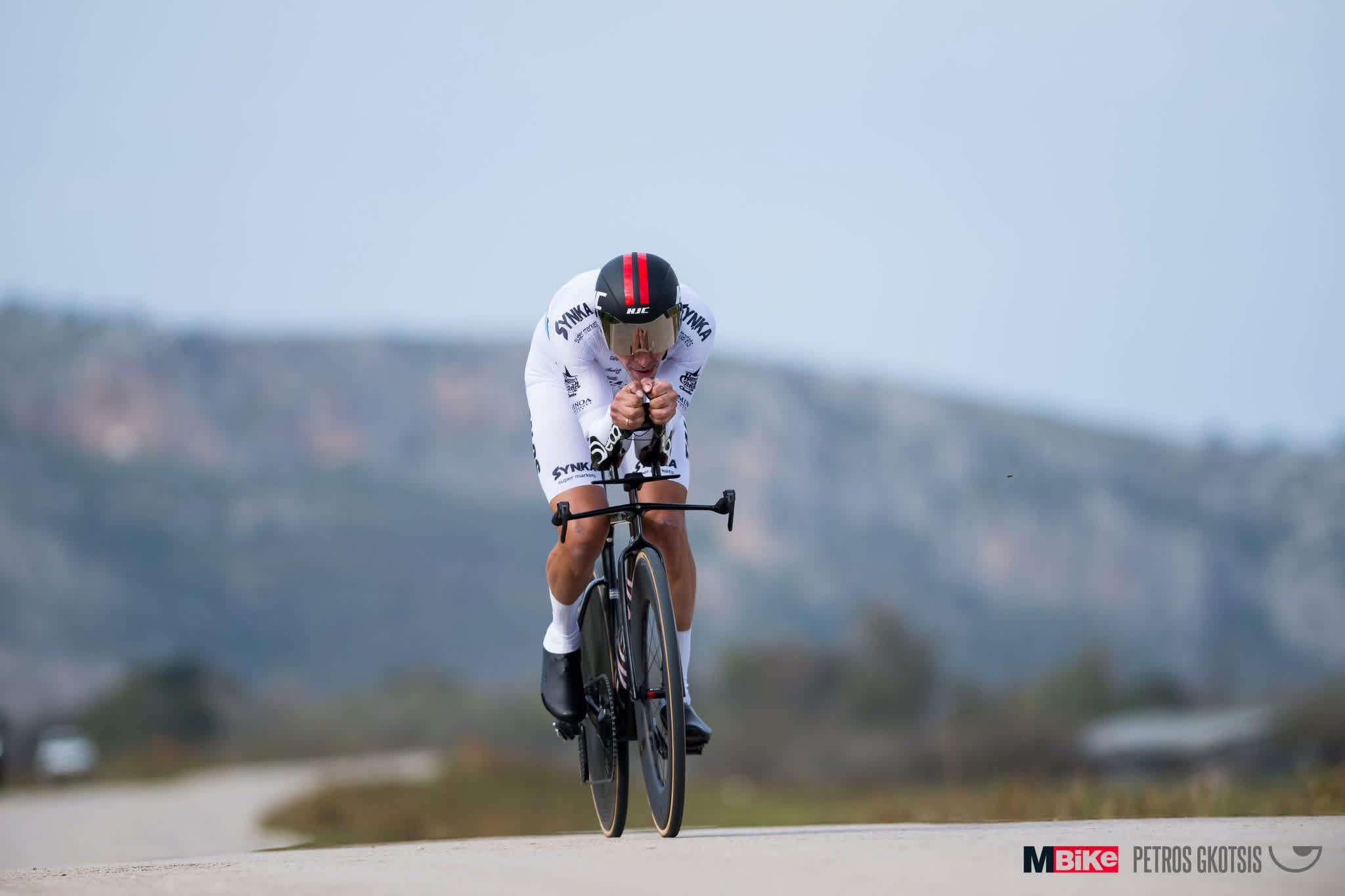 Συγκλονιστική επιστροφή του Κρητικού Γιάννη Ζεντέλη: Από τα 3 χειρουργεία στην κορυφή του βάθρου!