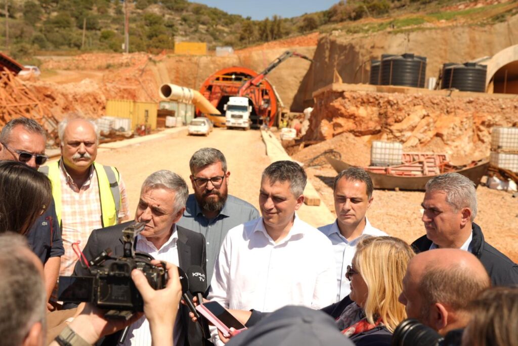 στα-εργοτάξια-του-βοακ-ο-χρίστος-δήμας-2307712