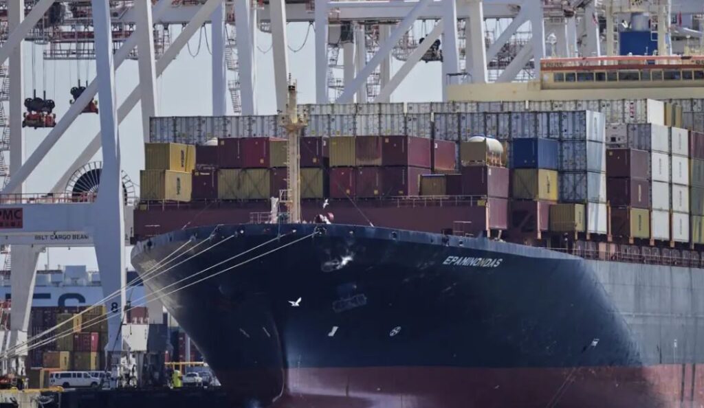 βίντεο-με-το-ρεσάλτο-στο-ελληνόκτητο-π-2309402