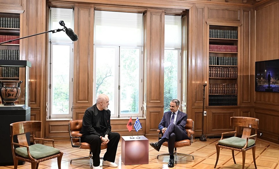 η-συνάντηση-μητσοτάκη-ράμα-στο-μαξίμ-2309045