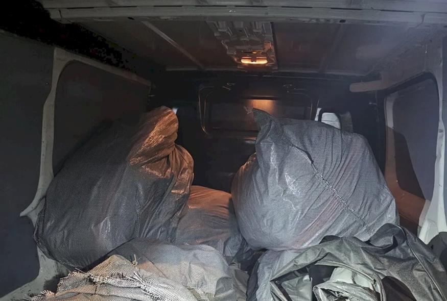 ξηλώθηκε-κύκλωμα-με-πάνω-από-300-κιλά-κοκ-2300658