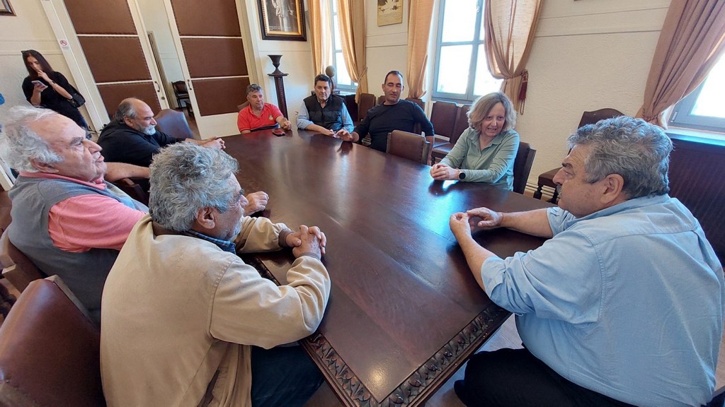 χανιά-ο-δάκος-δεν-περιμένει-αγων-2313010