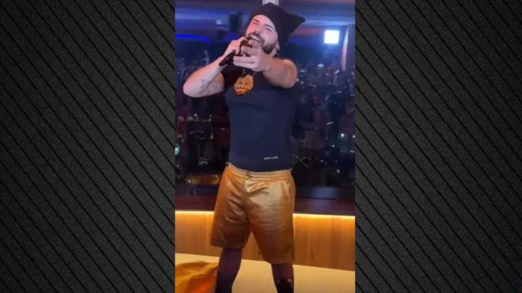 ο-ακύλας-τραγούδησε-το-ferto-στο-euro-party-της-κύ-2296019