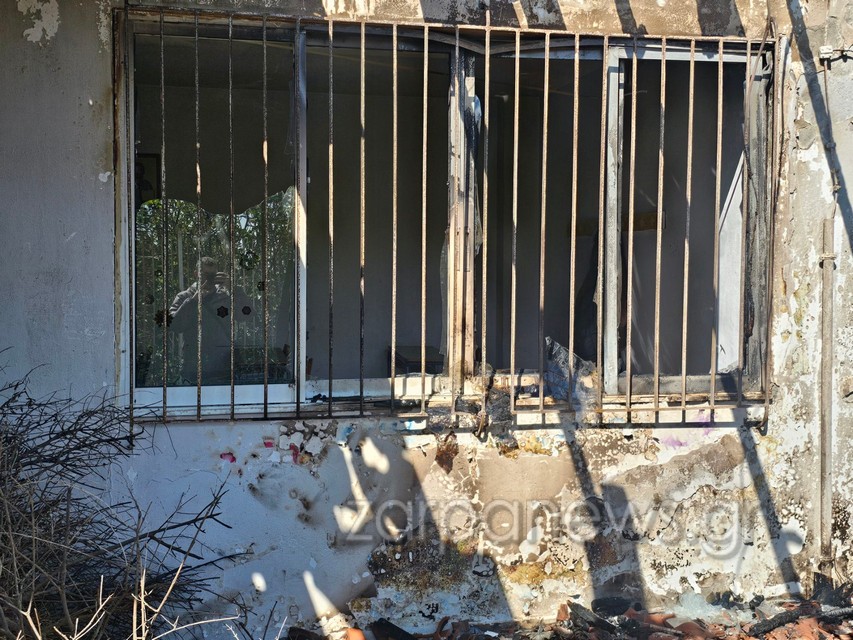 Κρήτη: Παρανάλωμα του πυρός έγινε γυμνάσιο – Ανήλικοι έκαψαν το σχολείο για το έθιμο του Ιούδα! 9 Κρήτη: Παρανάλωμα του πυρός έγινε γυμνάσιο – Ανήλικοι έκαψαν το σχολείο για το έθιμο του Ιούδα!