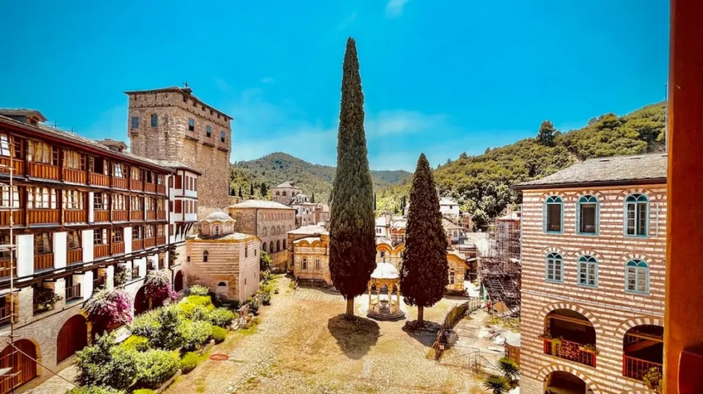 saint-savva-ντοκιμαντέρ-και-σειρά-για-τη-ζωή-κ-2302946