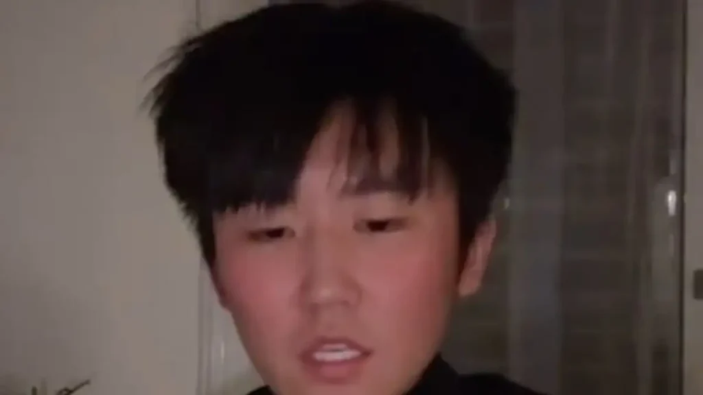 κινέζος-τραγουδάει-το-παραμυθιάζομ-2309578