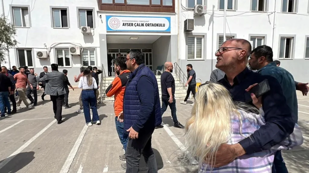 συγκίνηση-για-την-εκπαιδευτικό-που-έχ-2304872