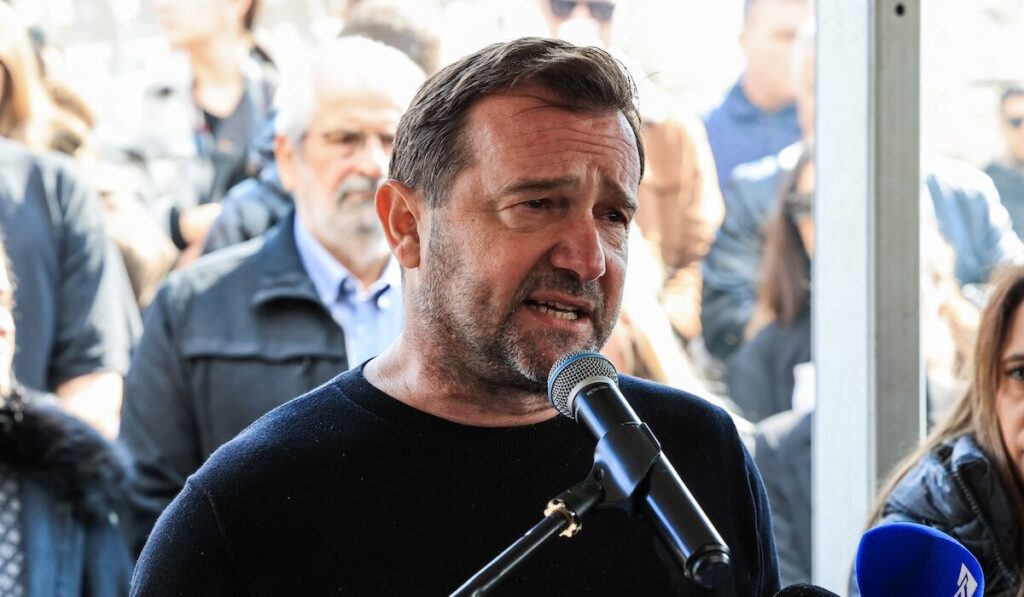 βαριά-υπονοούμενα-πλακιά-για-τα-οικον-2298706