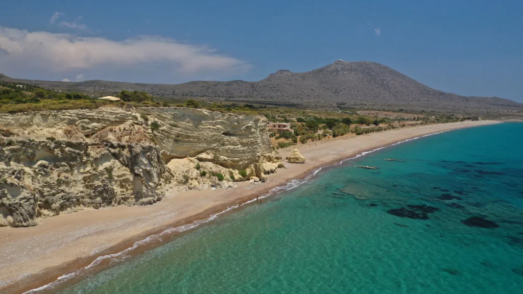 οι-ωραιότερες-παραλίες-στα-κύθηρα-2312493