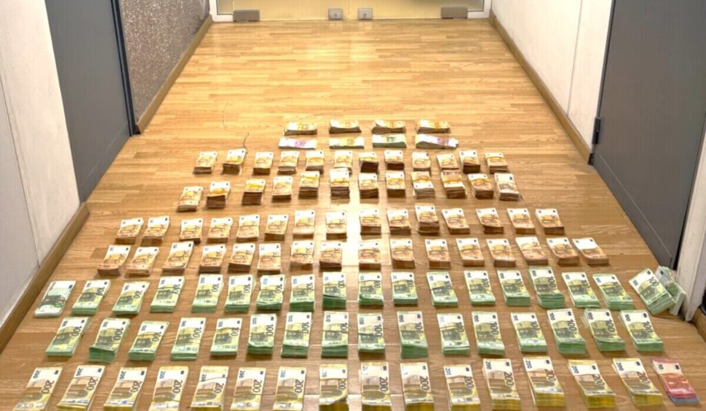 ο-πρωταθλητής-τζούντο-το-εμπόριο-φράο-2311038