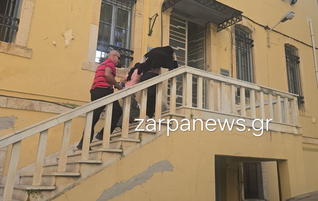 αόρατη-οικογένεια-στα-θερμοκήπια-τ-2334621