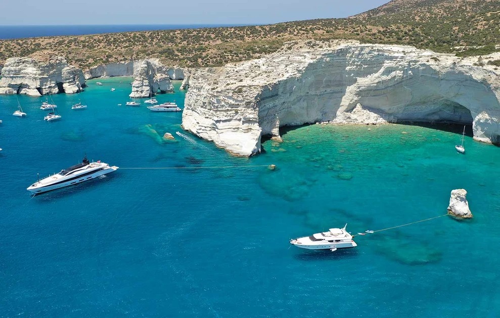 κλέφτικο-εξερευνώντας-το-πιο-απόκοσμ-2326433