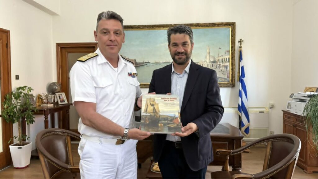 συνάντηση-του-δημάρχου-χανίων-με-τον-ν-2328543
