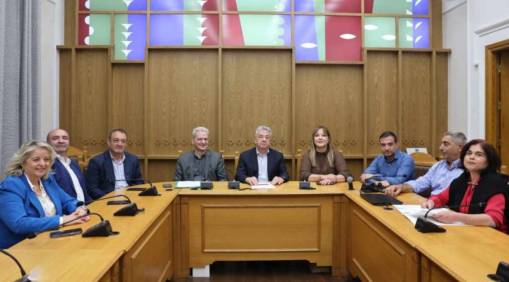 υπογραφή-σύμβασης-για-τη-χρηματοδότη-2425341