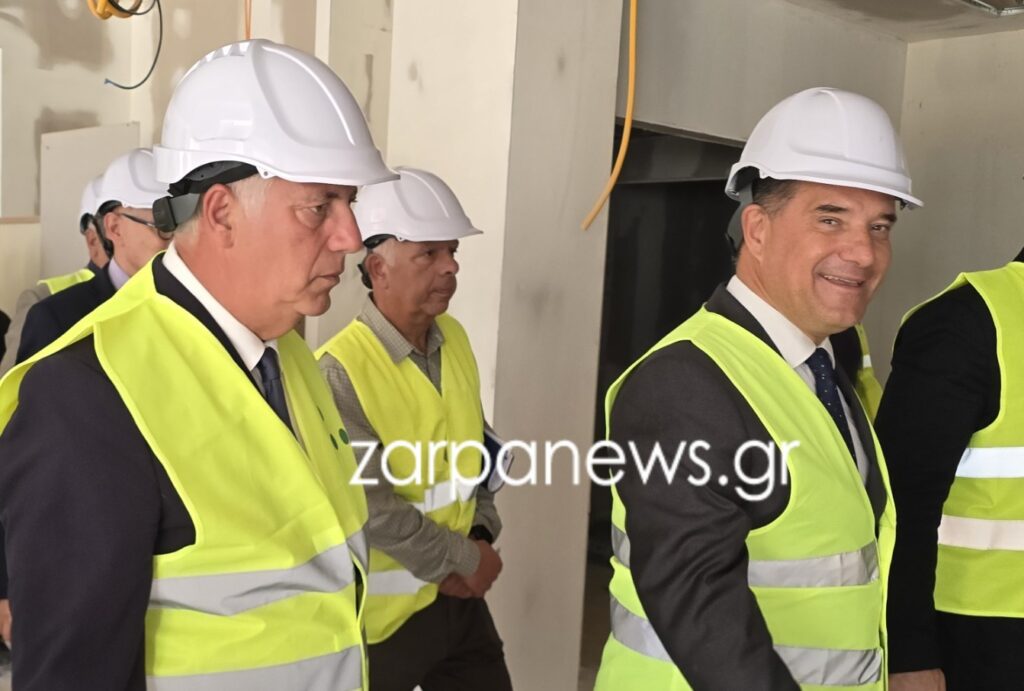 στο-νοσοκομείο-χανίων-ο-άδωνις-γεωργι-2431076