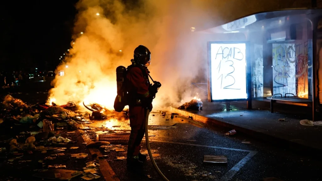 φόβοι-για-νέα-έκρηξη-στη-γαλλία-παρά-τα-2423379